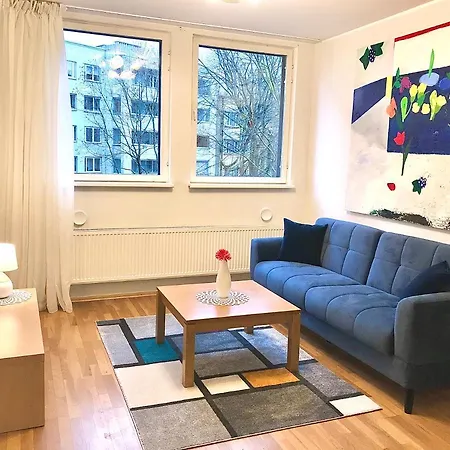 Cozy At The Heart Of The City, Near Port Apartamento
